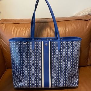 Tory Burch Gemini Link Tote Bag